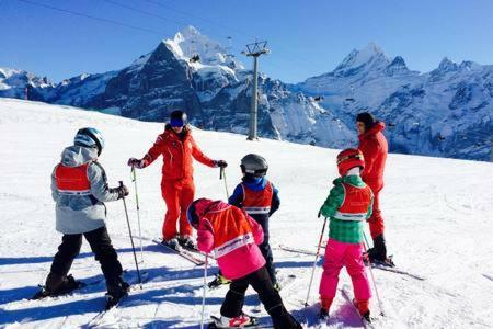 グリンデルヴァルトWetterhorn, Eiger, Jungfrau, Amazing!アパートメント エクステリア 写真
