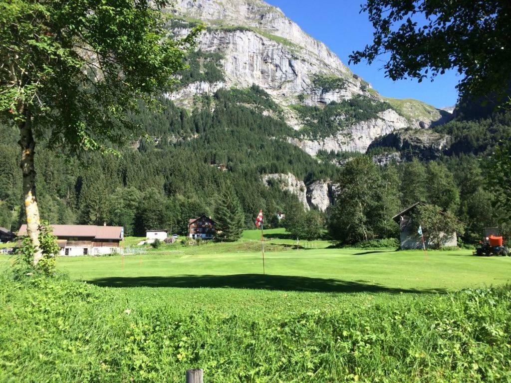 グリンデルヴァルトWetterhorn, Eiger, Jungfrau, Amazing!アパートメント エクステリア 写真